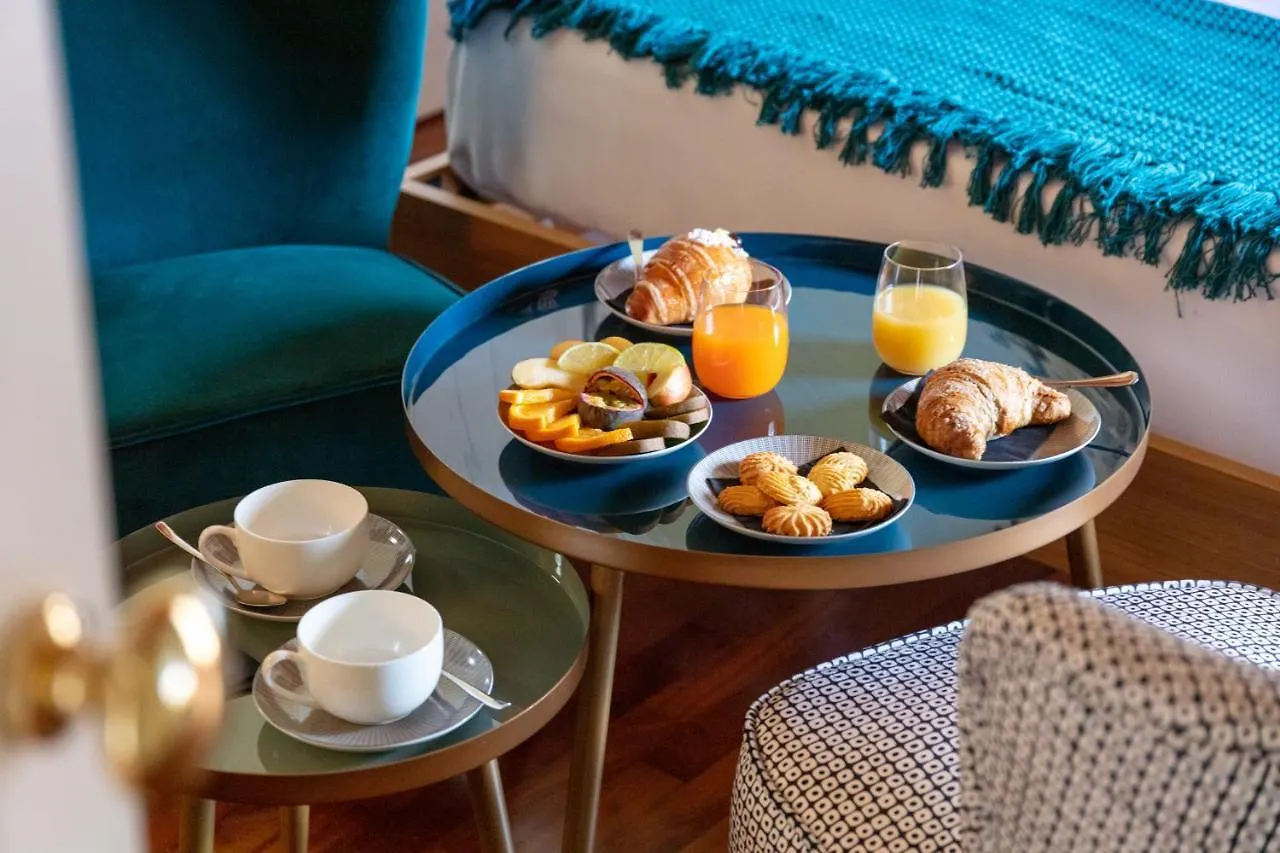 Pavean Suites Frattaminore 0*,